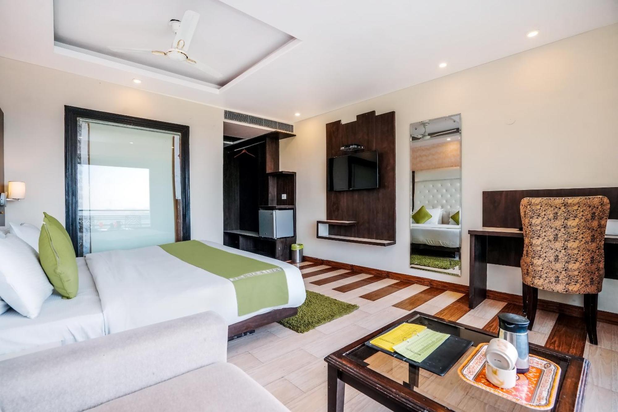 Nature Valley View Resort Mashobra !! Luxury Choice !! Gaming Zone !! Open Terrace !! Big Parking ชิมลา ภายนอก รูปภาพ